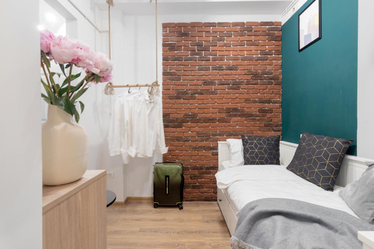 Ultra Central, 15 Sqm Studio By Urbanesq Bucarest Extérieur photo